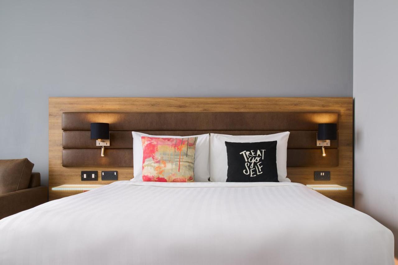 Moxy Dublin City Экстерьер фото