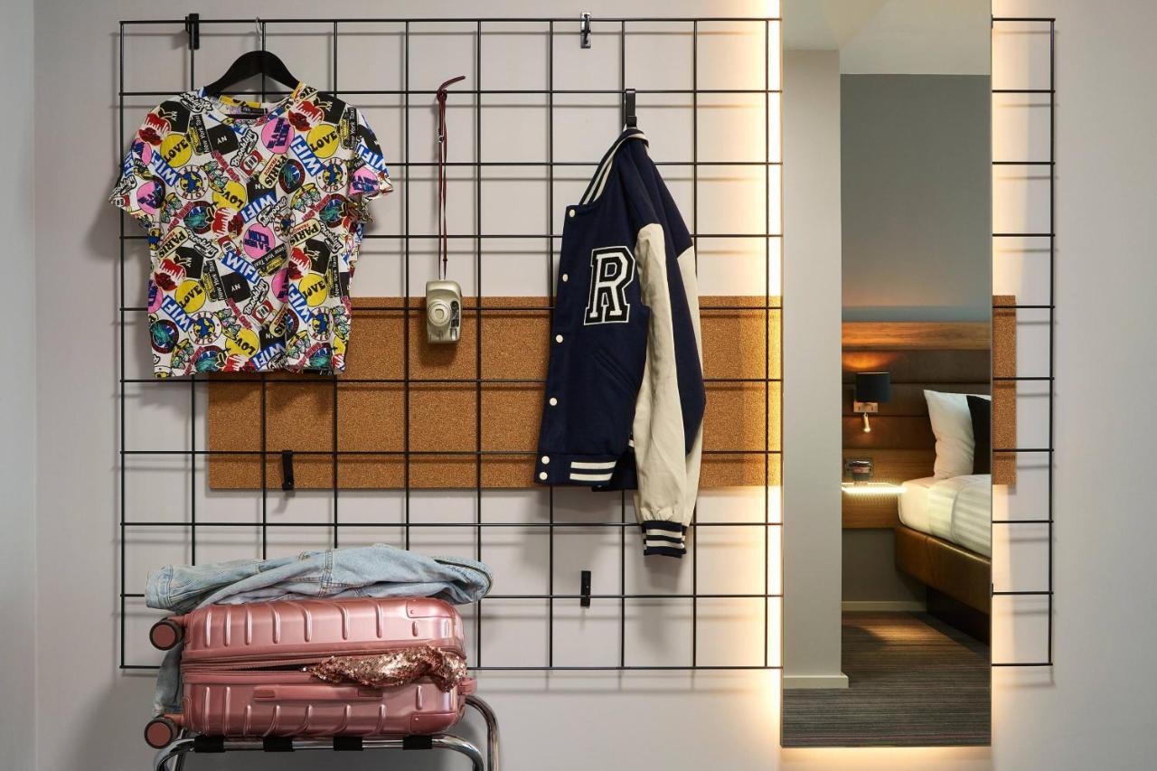 Moxy Dublin City Экстерьер фото