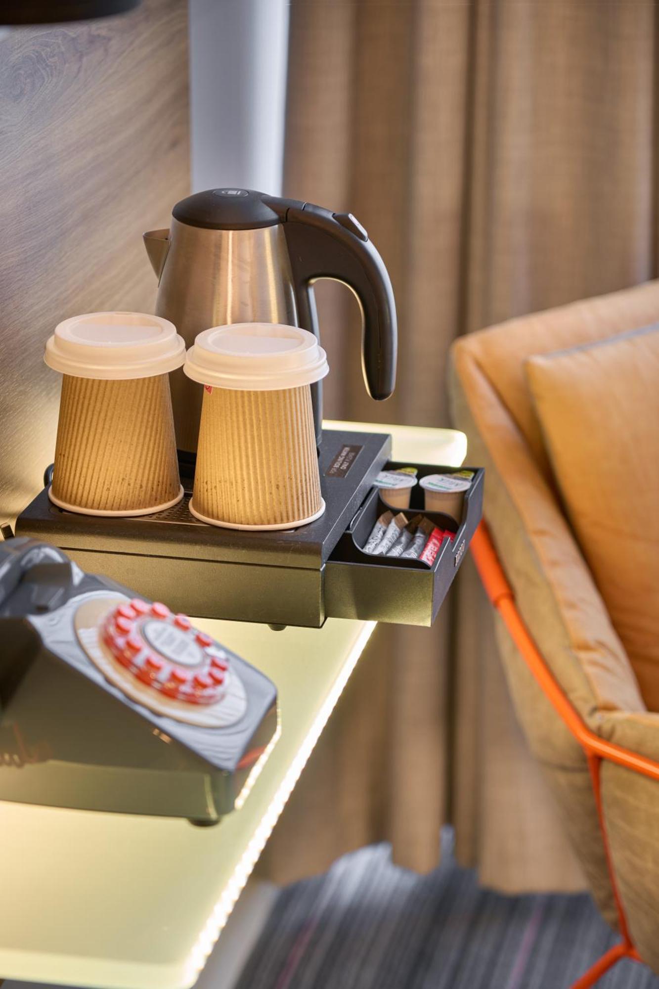 Moxy Dublin City Экстерьер фото