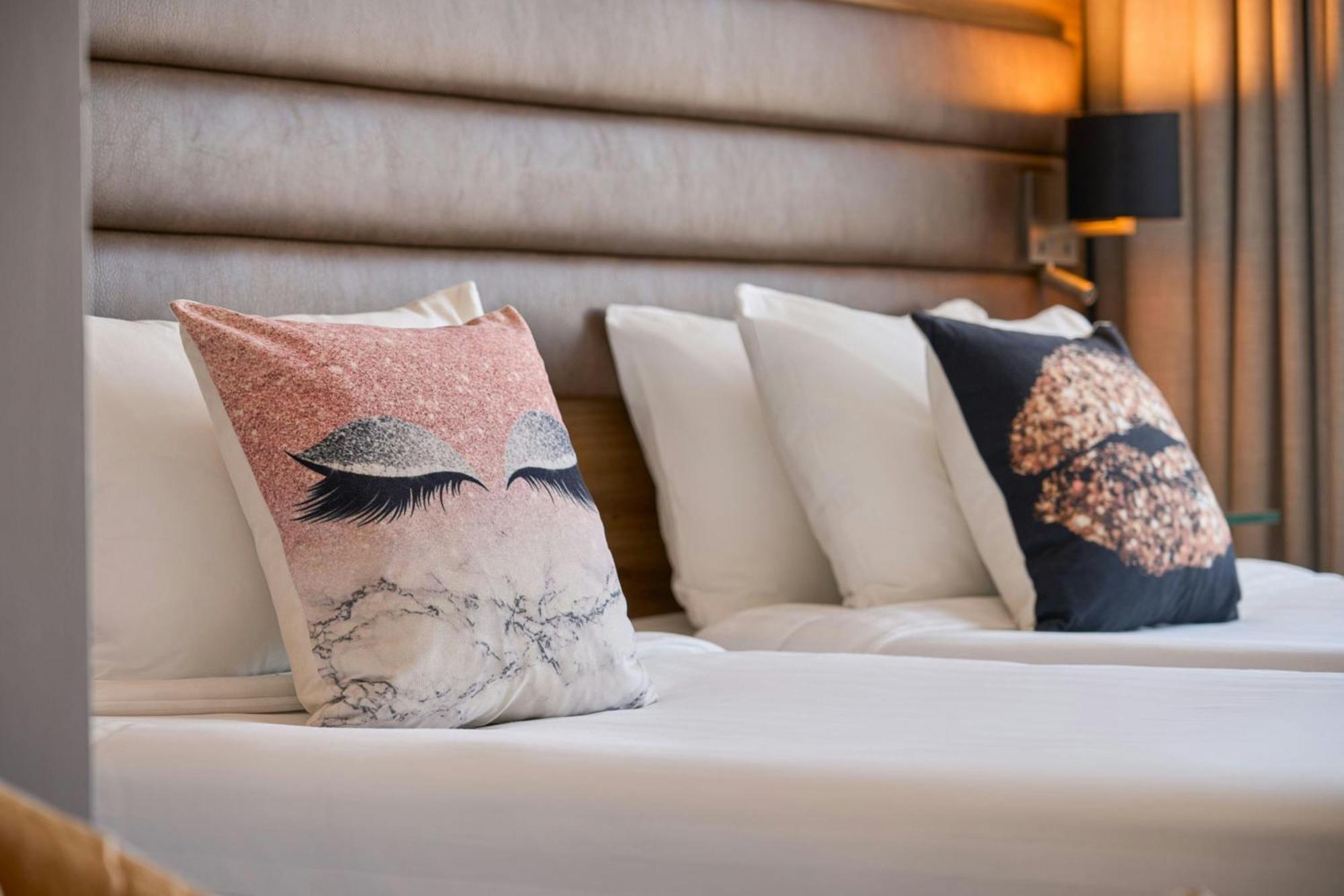 Moxy Dublin City Экстерьер фото